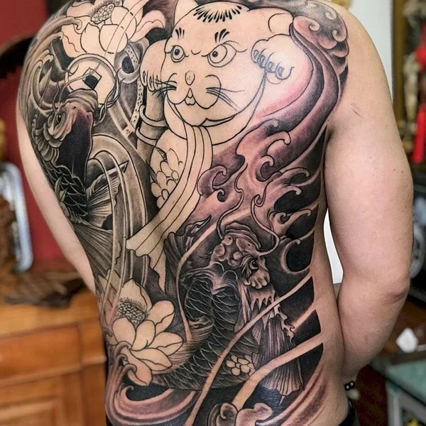 Hình Xăm Kín Lưng Đẹp: Ý Tưởng Thiết Kế Và Ý Nghĩa 2026 - Hình xăm nghệ thuật Lucky Tattoo
