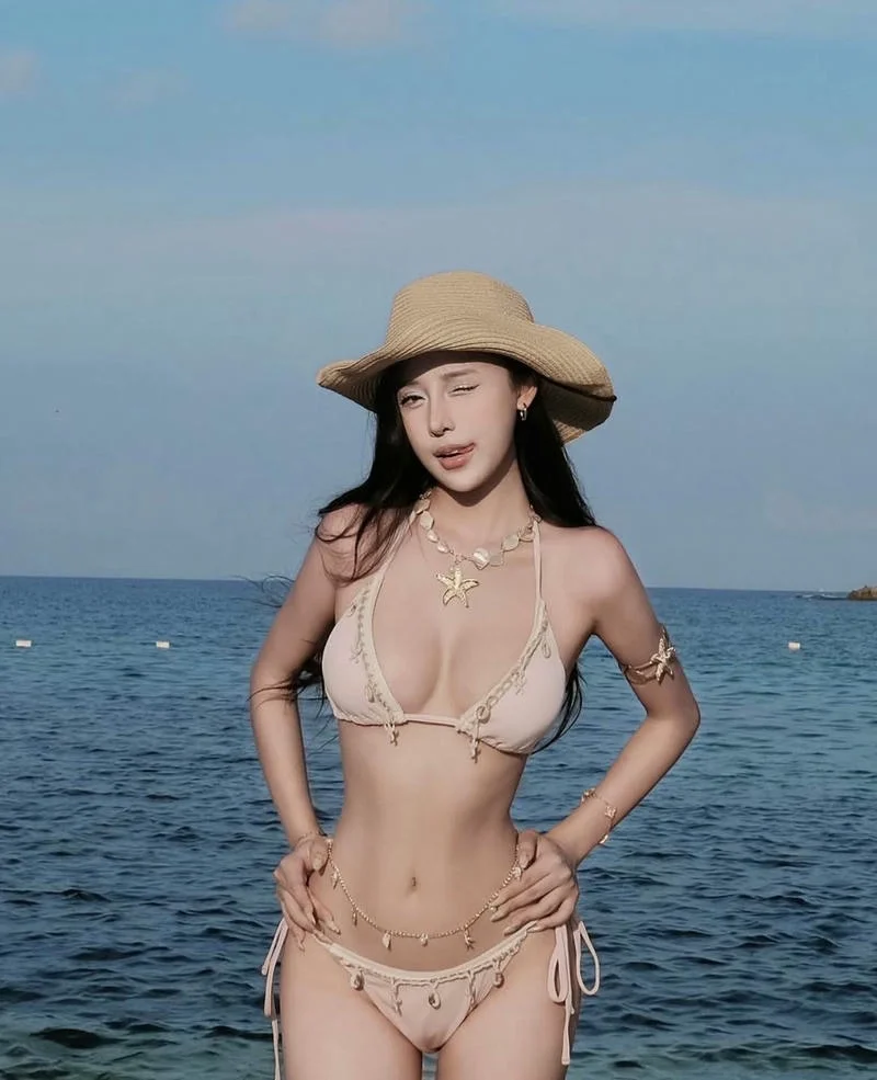 109+ ảnh Gái xinh TikTok mặc bikini quyến rũ đầy cuốn hút (4)