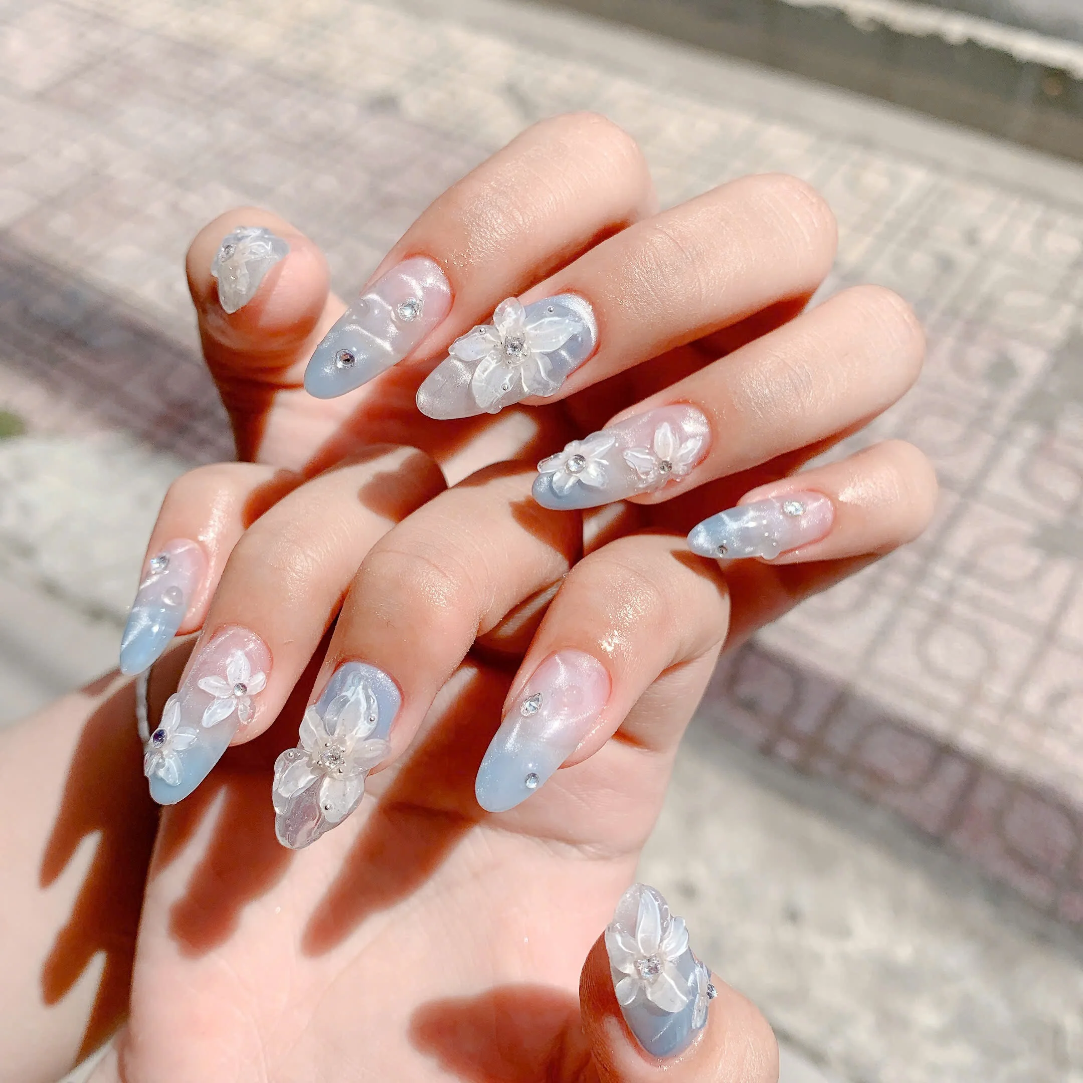 Xu hướng Florals nails – Sea nails bùng bổ hè 2025: Những mẫu Nail Art tuyệt tẹp cho Gorgeous Girls – Little Beauty