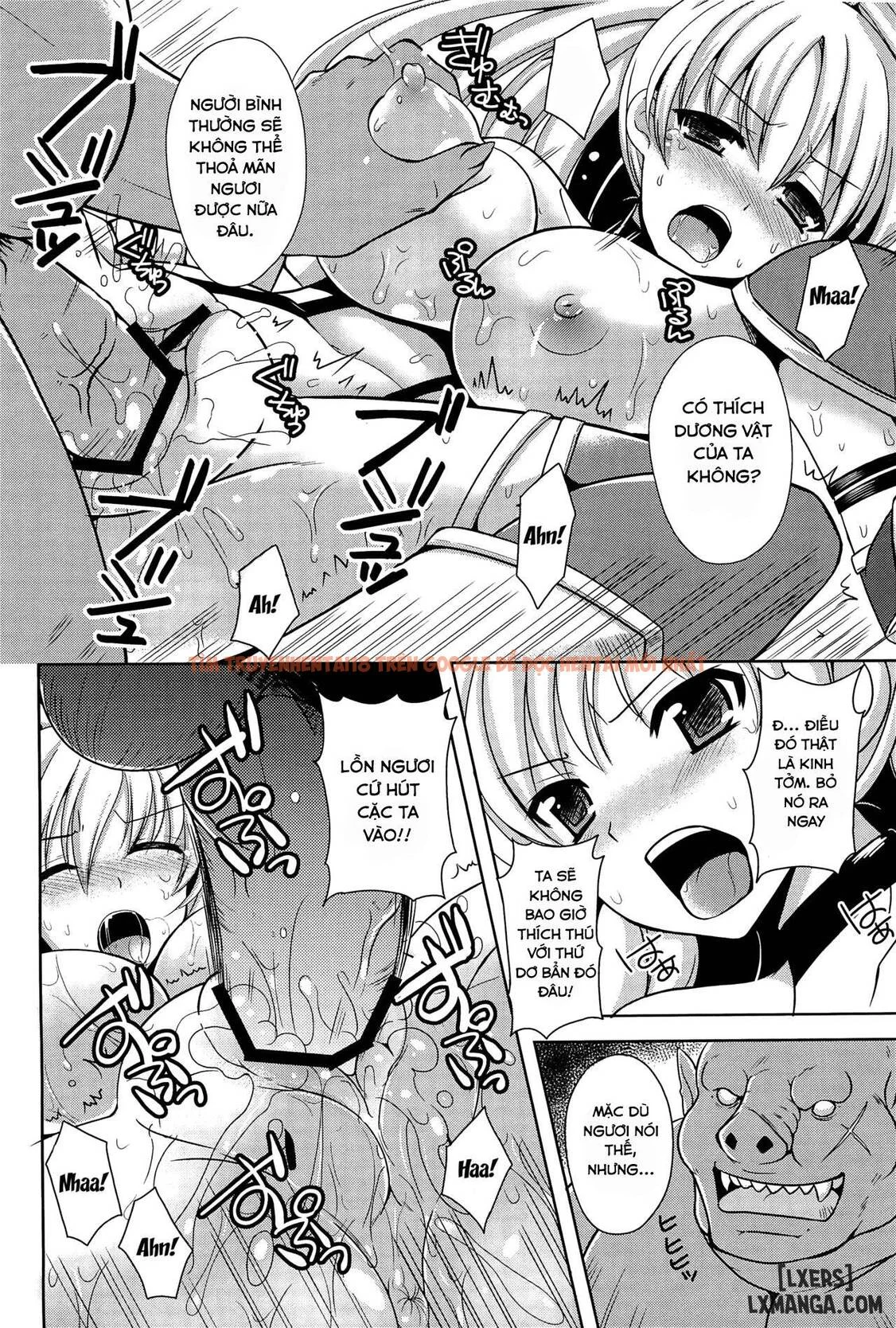 Trang truyện manga đen trắng mô tả cảnh hiếp dâm anime đầy kịch tính