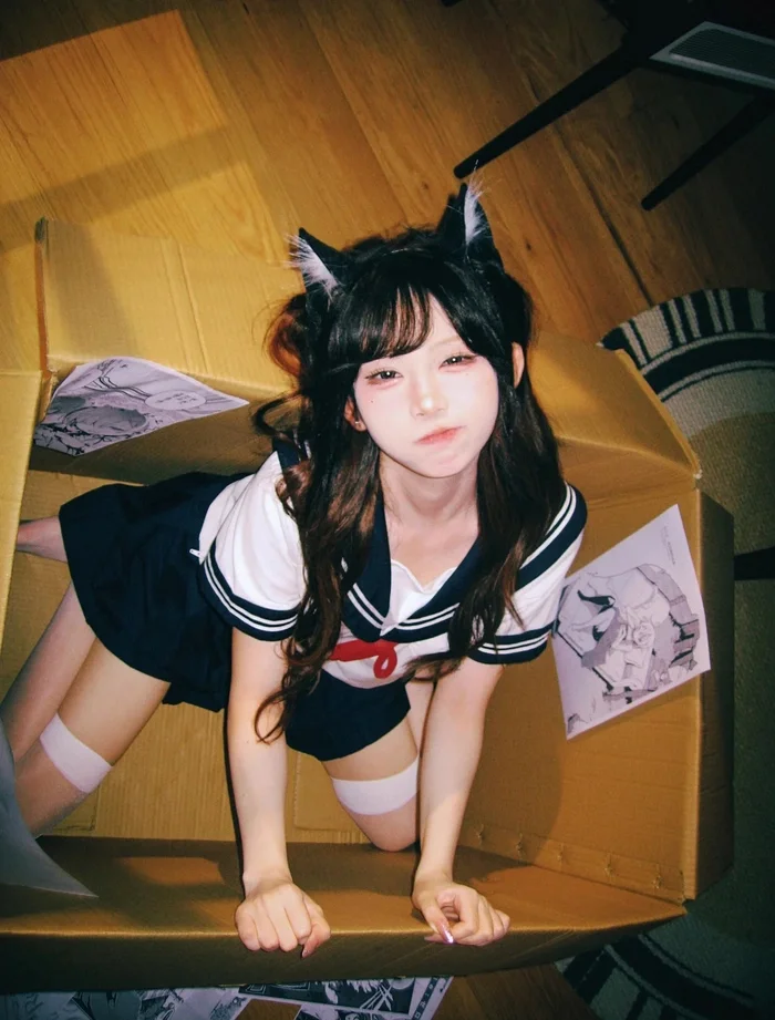 Ảnh cosplay nữ sinh thần thái của gái xinh Trung Quốc