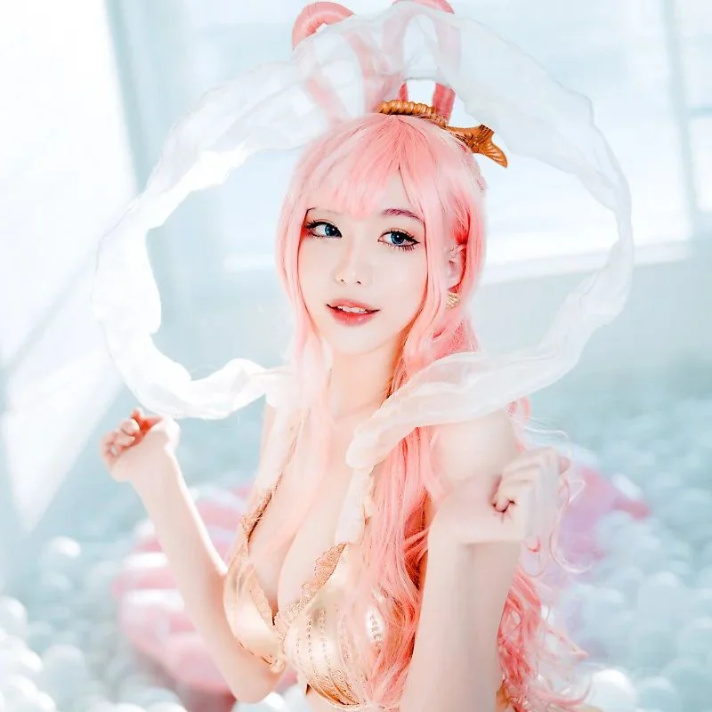 Cosplay anime nữ đẹp nhất hiện nay - Cực xinh, bỏng mắt