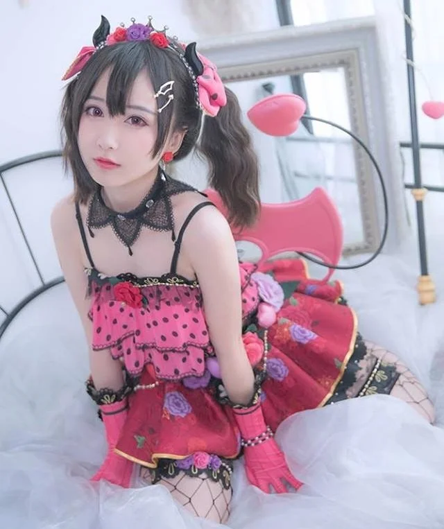 Mẫu sex gái xinh cosplay thứ 63