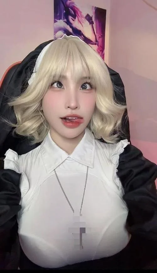 Gái xinh Lily Phan cosplay 'ma-sơ' khiến fan không khỏi đỏ mặt - Báo Tri thức & Cuộc sống