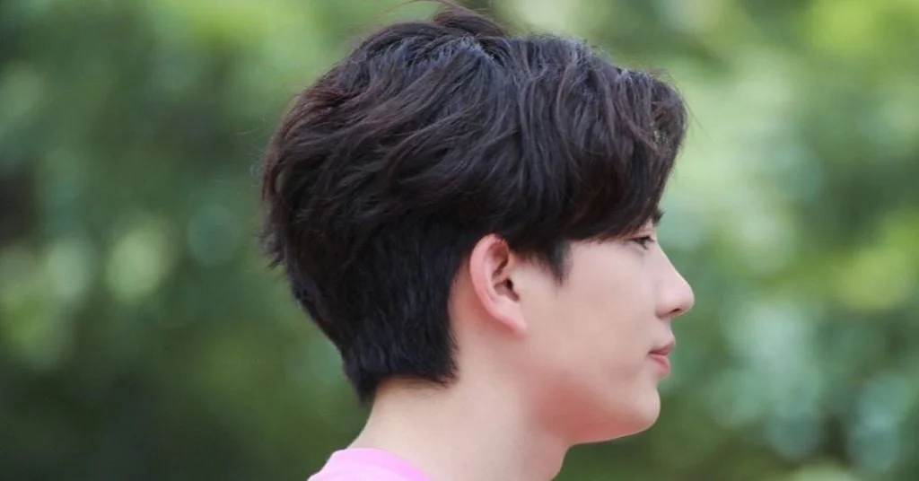 Kiểu tóc undercut layer tự nhiên cho nam