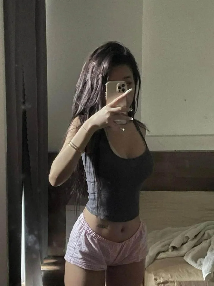 Hình 41 trong bộ gái cởi quần áo