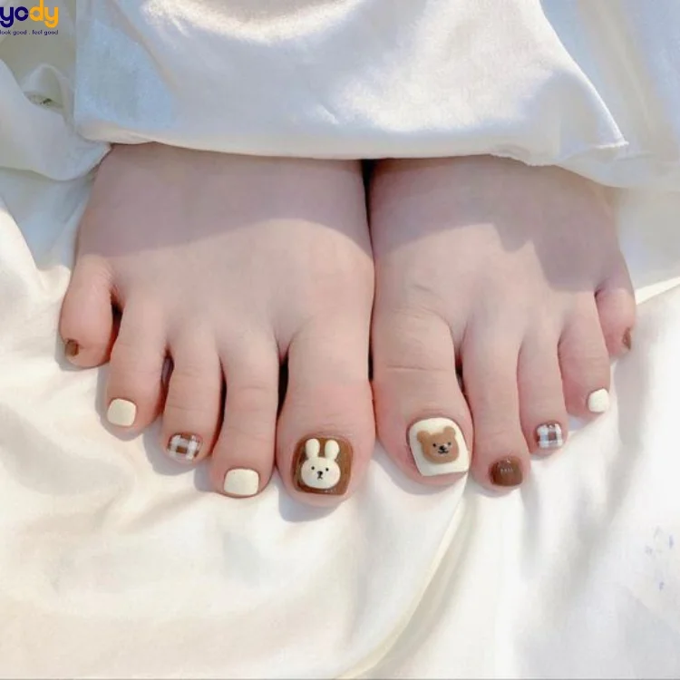 100+ mẫu nail chân màu trắng sang chảnh, quyến rũ cho chị em | Yody